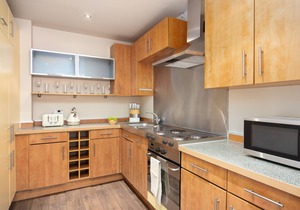 Contemporary & Spacious 1 br 50m2 Apartment in Clerkenwell, London