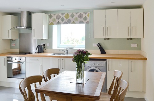 Forsbrook Cottage | 2 bedroom accommodation in Wetley Rocks, near Cheddleton