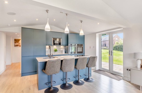 Forsbrook Cottage | 3 bedroom accommodation in Wetley Rocks, near Leek