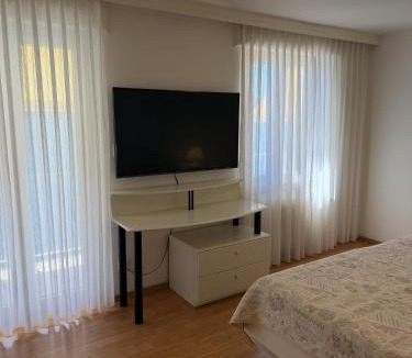 Porto Ronco Apartment | Casa Chatelain
