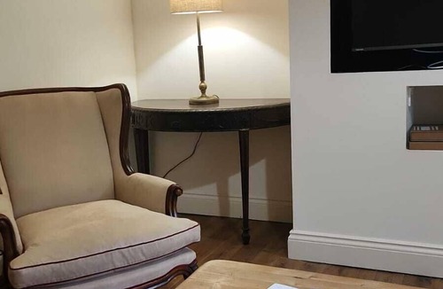 Compton Bassett House | The White Horse Inn