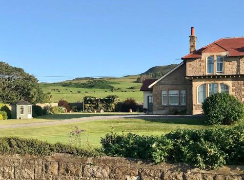 5 Bed in Campbelltown oc-ca291