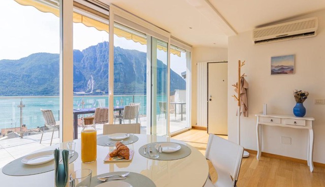 Casa Madlen - Bright Attic with Marvelous View
