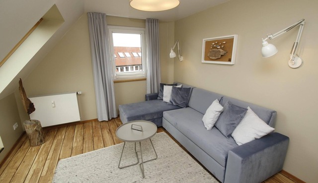 Centrally located apartment for 4 people with sea view