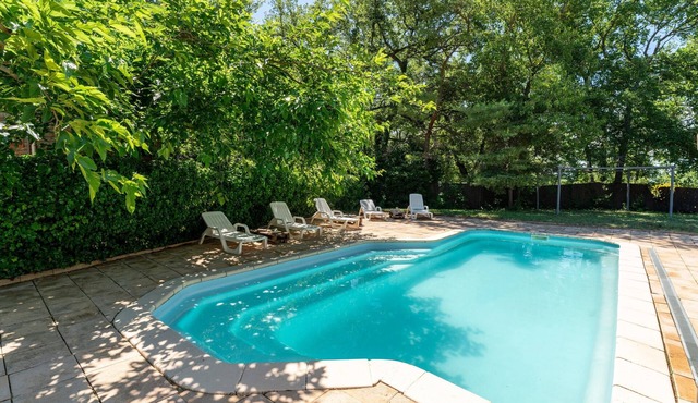 Chalet 'Gite Thym' with Shared Pool, Private Terrace and Wi-Fi