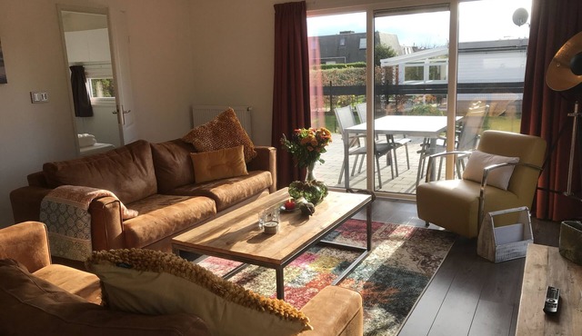 Chalet SUNDOWNER only 450 meters to the beach, garden with 1 m fence!