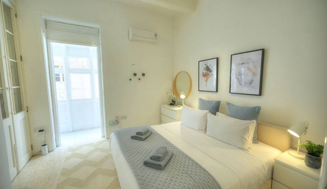Charming and stylish duplex townhouse DGUY1-1