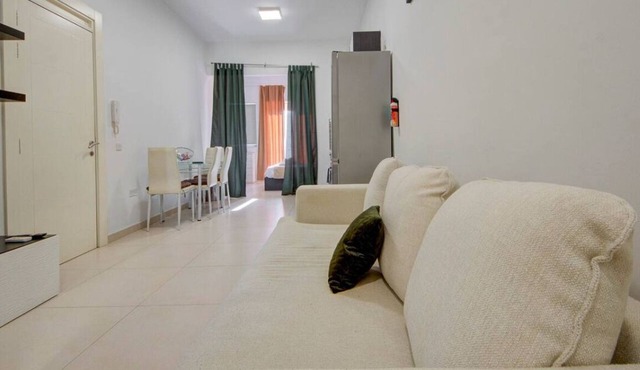 Cozy Studio home with Stunning Mosta Dome Views!