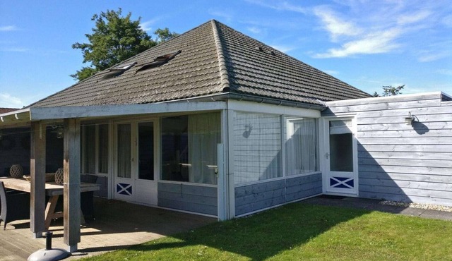 Duinroos Home with Terrace