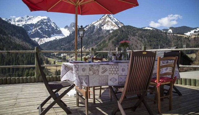 Family holidays in a cosy chalet in Abondance: ski Nature and View