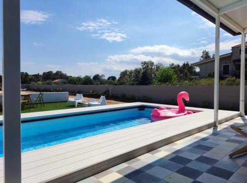 Feel like Home Pool Villa