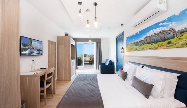 Georges Boutique Living