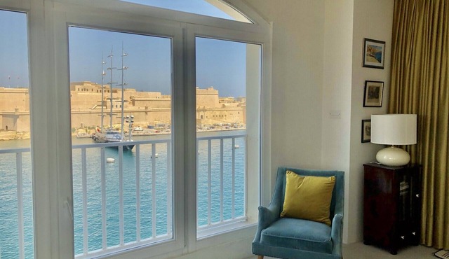 Gran Harbour Penthouse