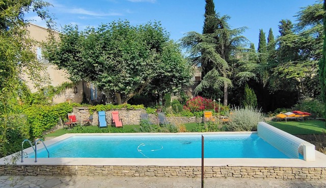 Grande Chambre de 30m2 Dans Belle Demeure Xviiè à Cabrières D'avignon