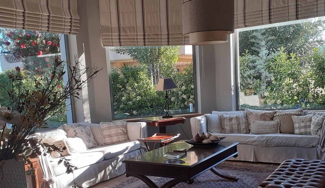 groundfloor independent flat with its own garden 2 kilom from the sea