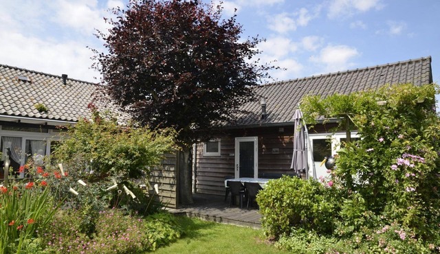 Holiday home Merel in Den Helder. Suitable for 3 people, 2 bedrooms. Sauna.