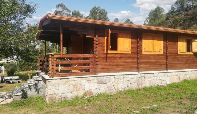 Homerez - Comfortable Chalet in Froufe with Garden