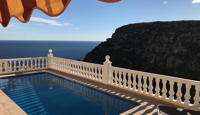 JULY LATE OFFER - SAVE 20%! Luxury Villa | Spectacular Sea Views | Private Pool