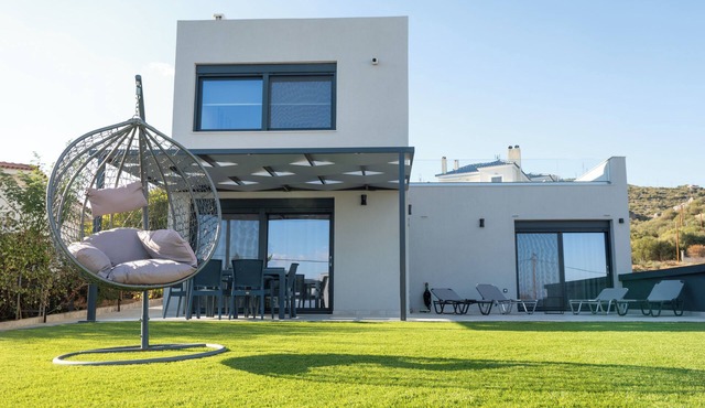 Moderne Villa mit Meerblick Große Terrasse Großer Balkon Neubau 500m vom Strand