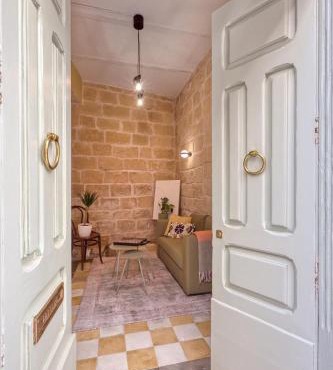 New 1 bedroom townhouse steps away from waterfront