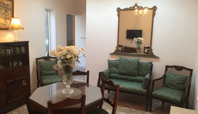 Rose Building apartment