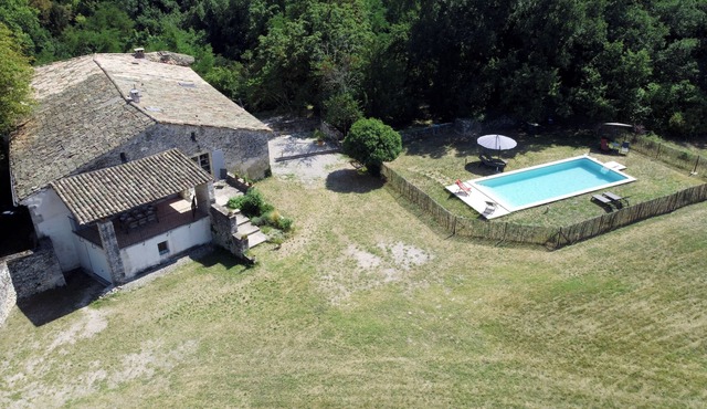 Saint Michel l'observatoire ; Luberon country house with private pool.