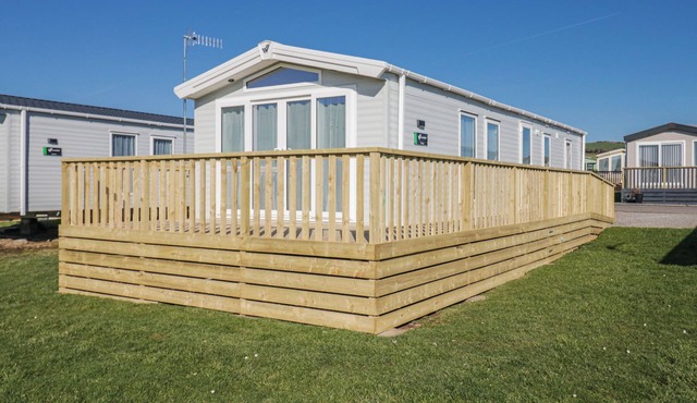 SAND MARTIN, pet friendly, country holiday cottage in St Bees