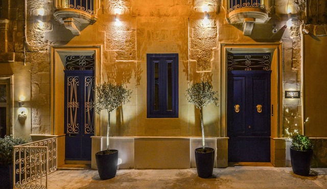 Senglea Suites