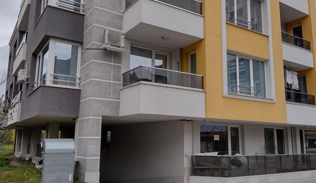Sofia Harmony Apt: Tranquility, Comfort, and Free Parking