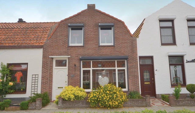 Stunning home in Breskens with WiFi