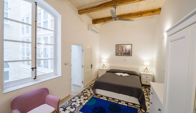 The Elmo Suite at Grand Harbour View Flats
