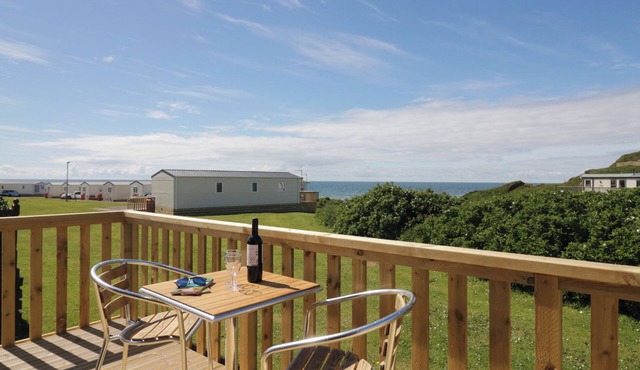 THE PLOVER, family friendly, country holiday cottage in St Bees