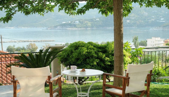 Triantafilia Guesthouse