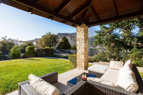 Villa Amorata - Schinias Private Garden Retreat