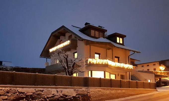 Matrei in Osttirol Apartment | 52 m² Apartment ∙ 1 bedroom ∙ 4 guests