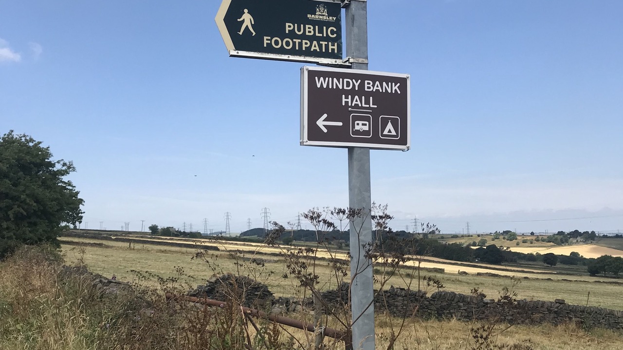 Photo of Others in Hoylandswaine