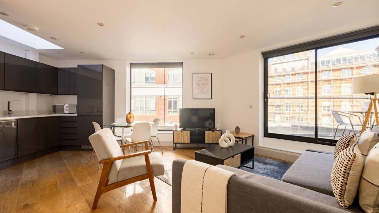 Photo of Livingroom in St Luke's