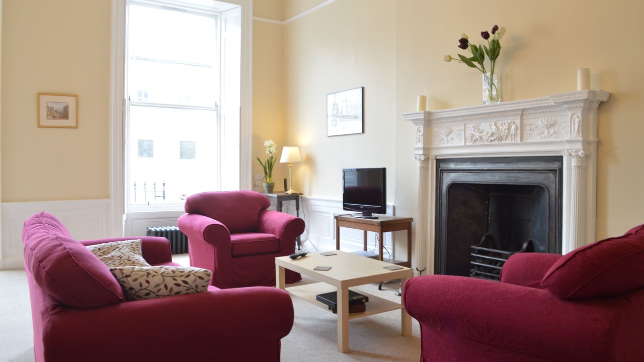 Photo of Livingroom in New Town