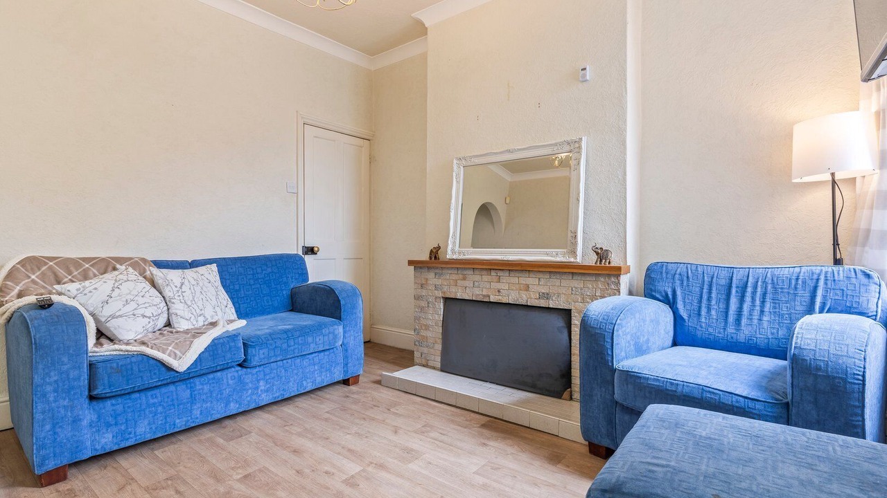 Photo of Livingroom in Nottingham