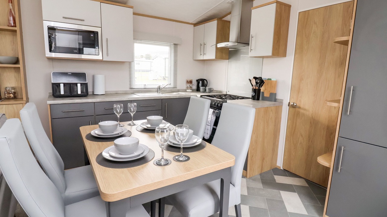 Photo of Kitchen in West Heslerton