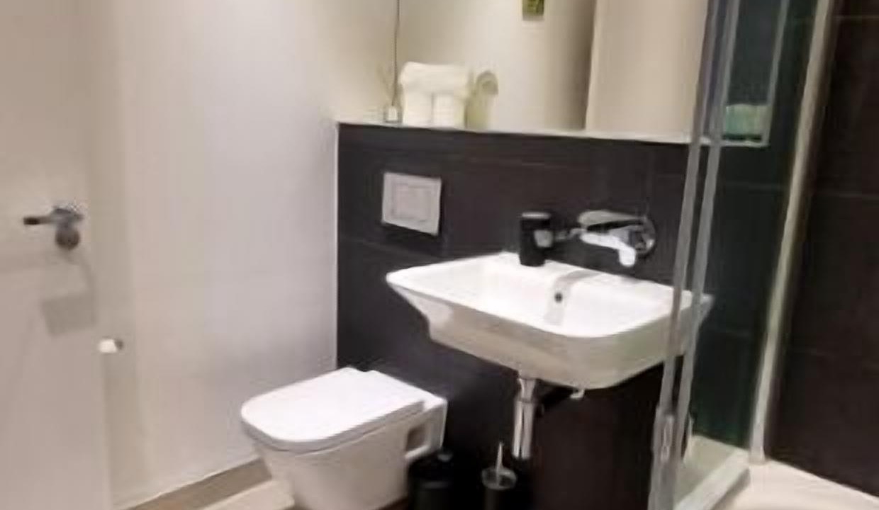 Photo of Bathroom in Reading