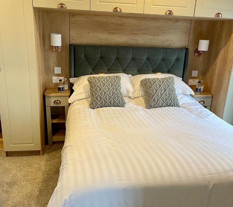 Photo of Bedroom in Fence