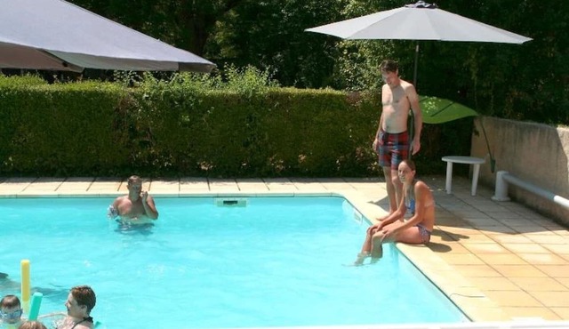 Camping 3 étoiles - Piscine - ccbgbeh